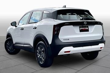 2026 Nissan Kicks MPV - Image 2