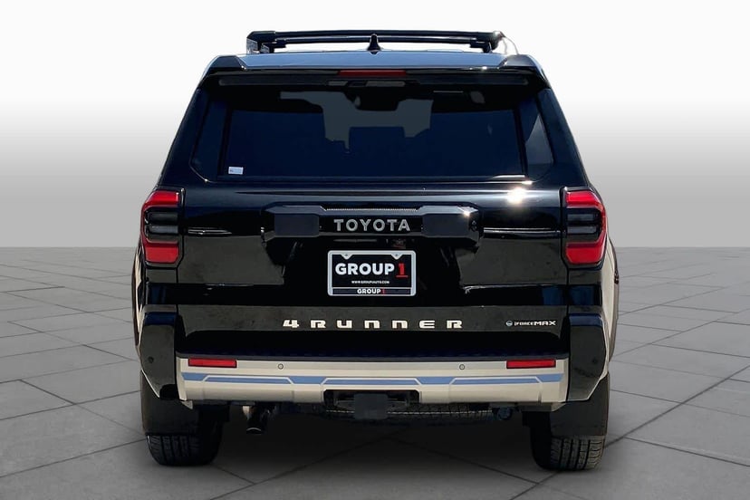 2025 Toyota 4runner - Image 3