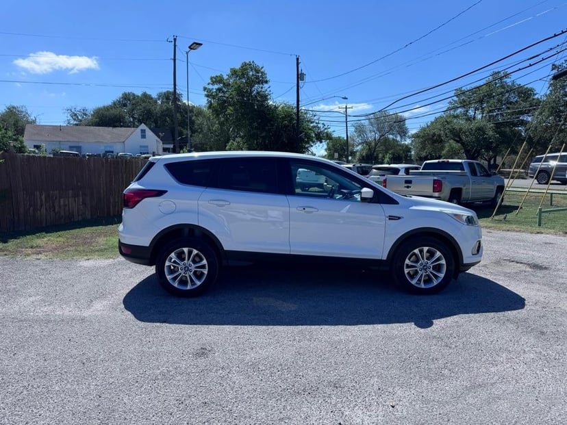 2019 Ford Escape - Image 3