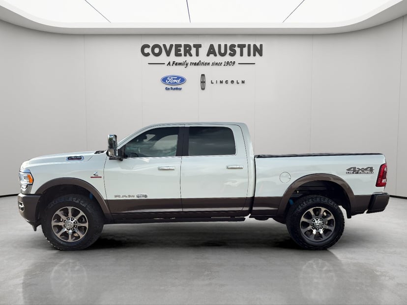 2022 Dodge 2500 - Image 2