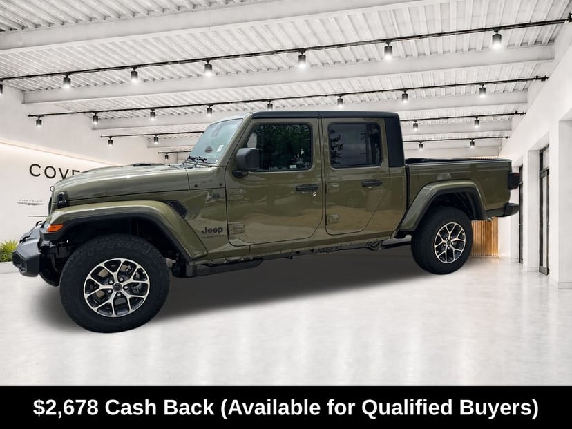 2026 Jeep Gladiator - Image 2