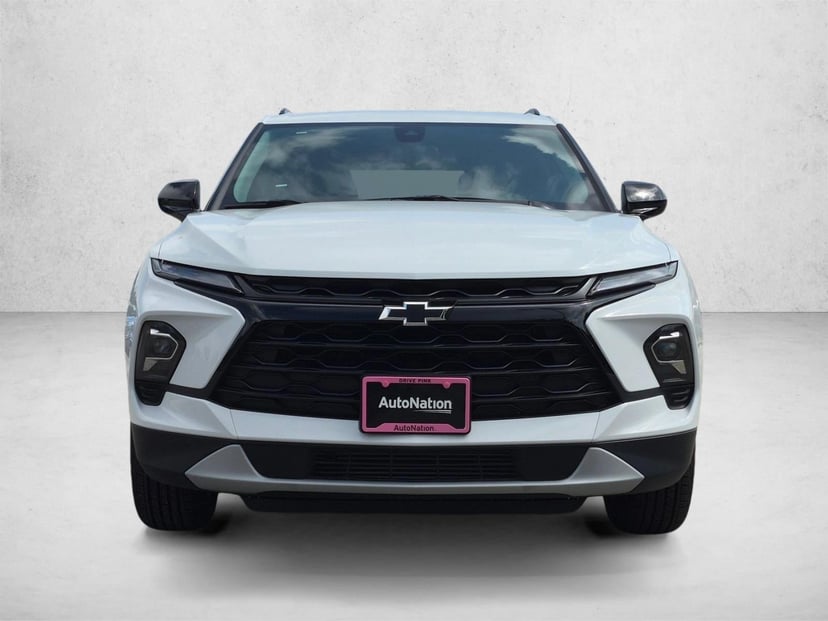 2026 Chevrolet Blazer - Image 3