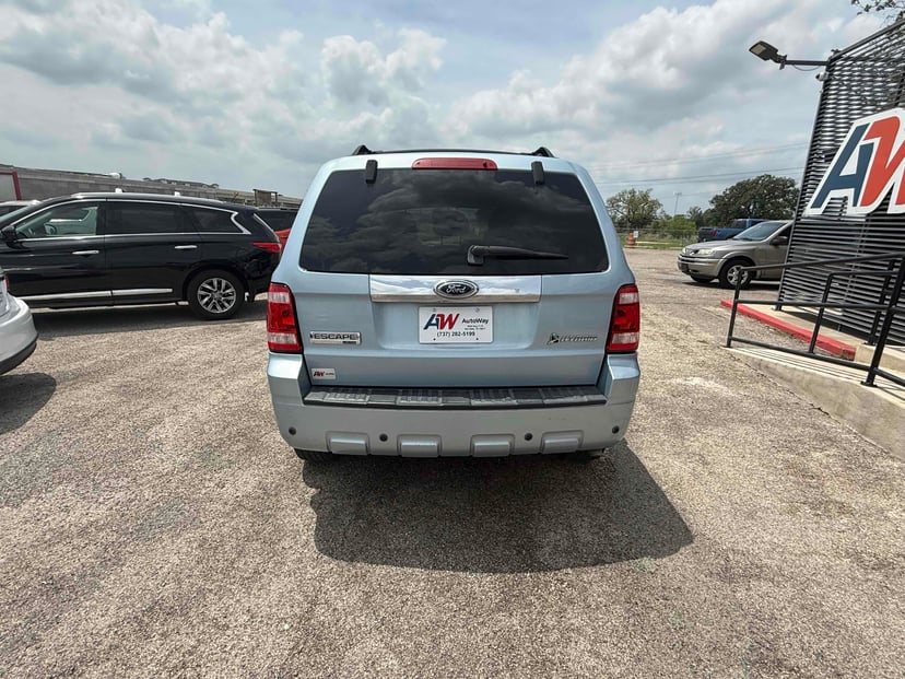 2009 Ford Escape - Image 2