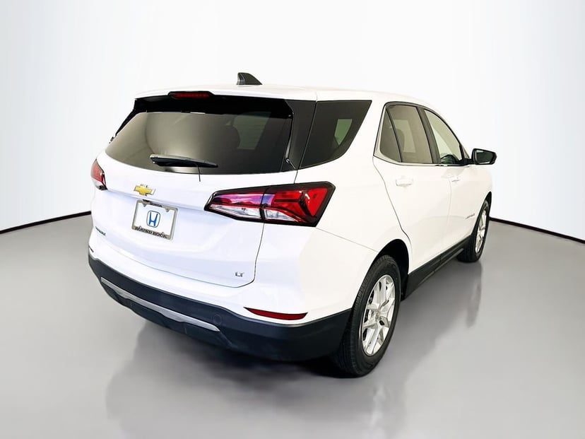 2022 Chevrolet Equinox - Image 3