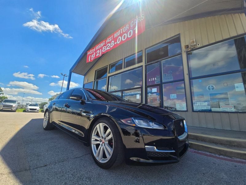 2016 Jaguar XJ - Image 1