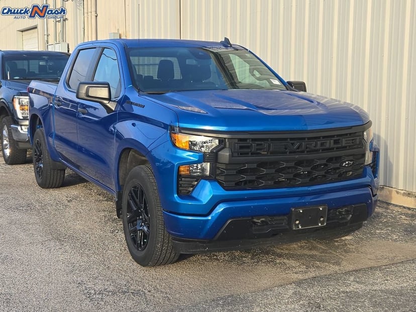 2024 Chevrolet Silverado 1500 - Image 1