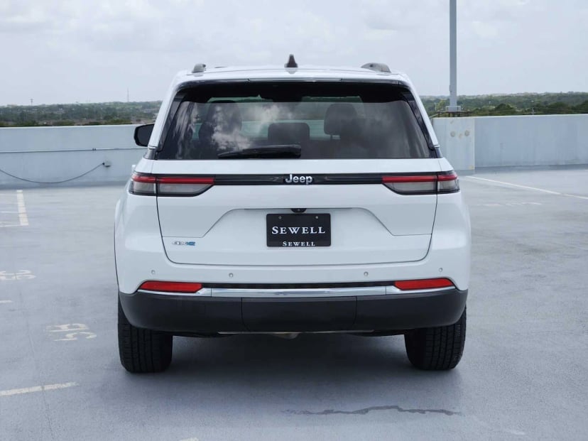 2022 Dodge Grand Cherokee - Image 3