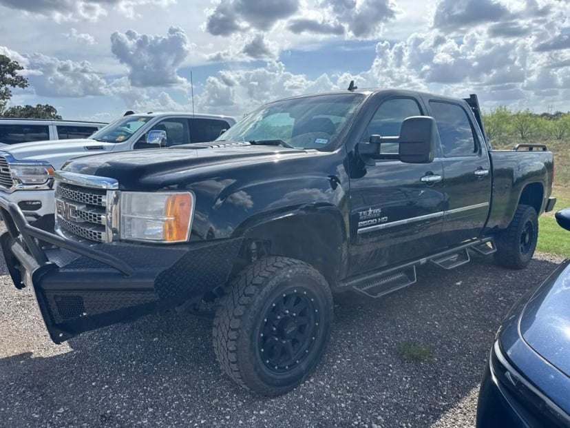 2014 GMC Sierra 2500HD - Image 1