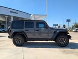 2023 Jeep Wrangler - Preview 6