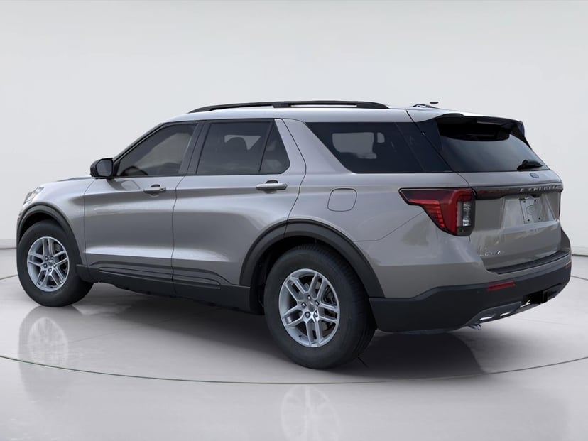 2026 Ford Explorer - Image 3