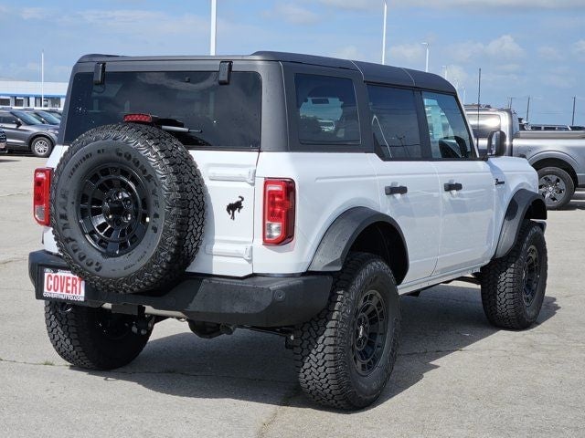 2026 Ford Bronco - Image 2