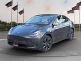 2025 Tesla Model Y - Preview 3