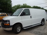 2025 Chevrolet Express Cargo - Preview 3