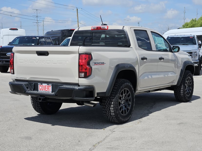 2026 Chevrolet Colorado - Image 3