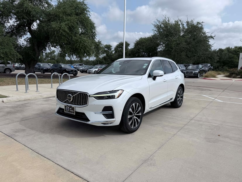 2023 Volvo XC60 - Image 1