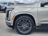 2025 Cadillac Escalade ESV - Preview 9