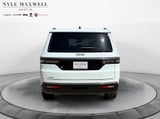 2026 Jeep Grand Wagoneer - Preview 15