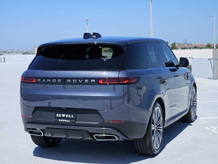 2026 Land Rover Range Rover Sport - Image 3