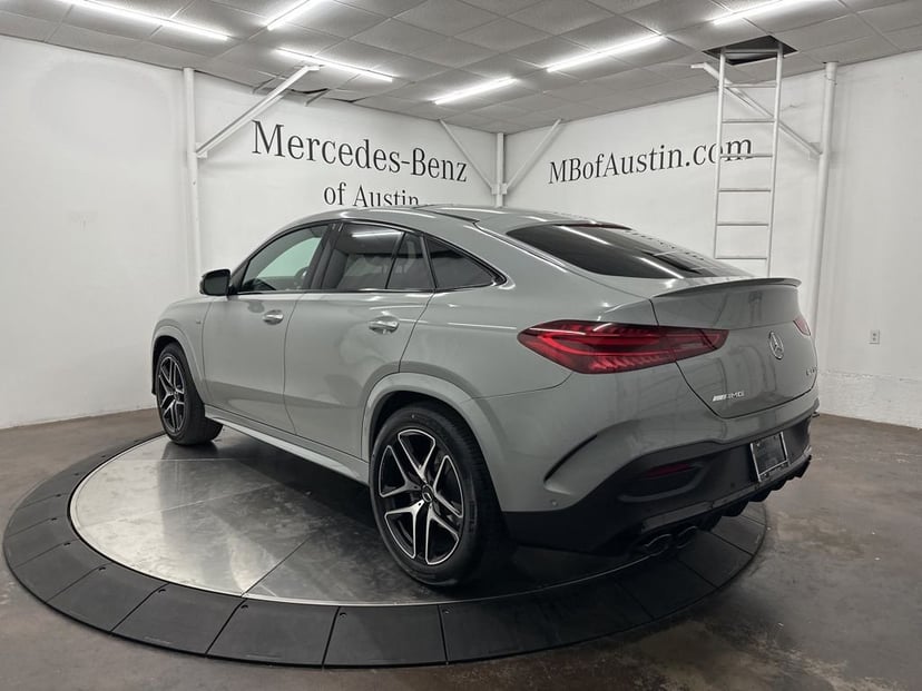 2026 Mercedes-Benz GLE - Image 2