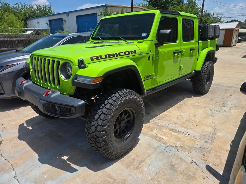 2021 Jeep Gladiator - Image 1