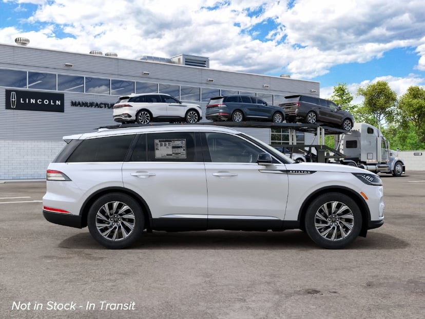 2027 Lincoln Aviator - Image 1