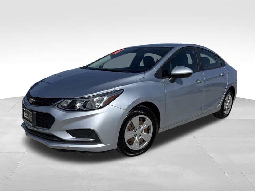 2018 Chevrolet Cruze - Image 1