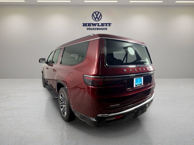 2023 Jeep Wagoneer - Image 2