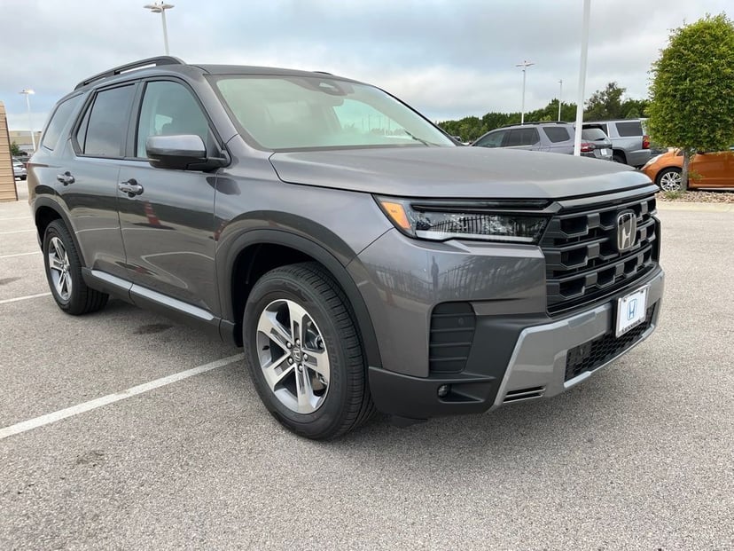 2026 Honda Pilot - Image 1