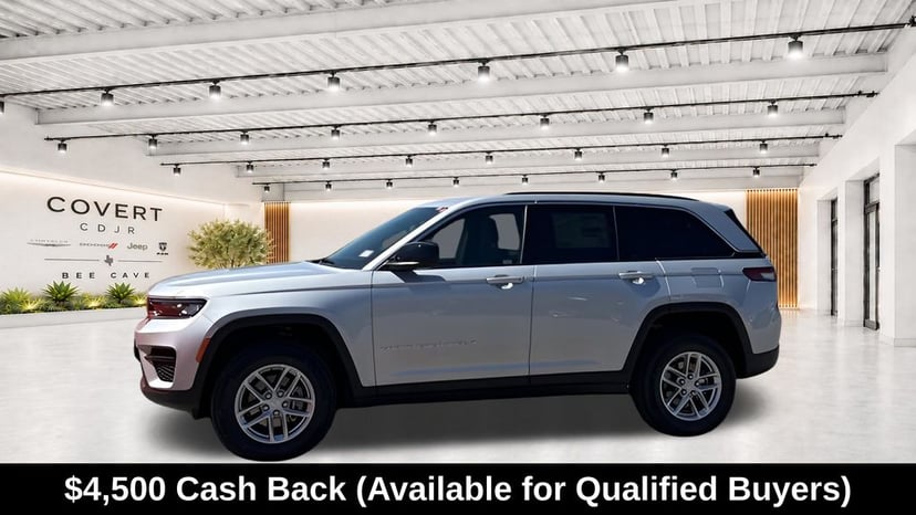 2026 Jeep Grand Cherokee Laredo X - Image 3