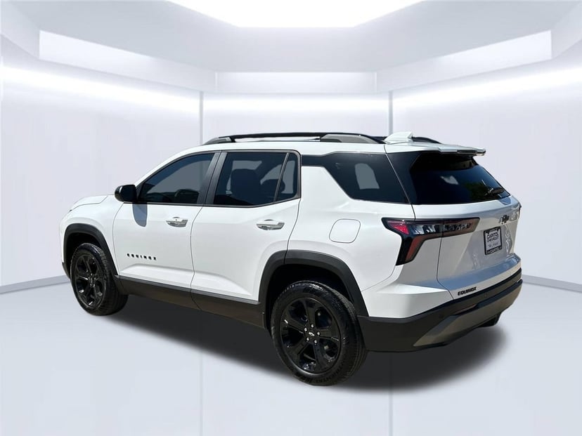 2027 Chevrolet Equinox - Image 1