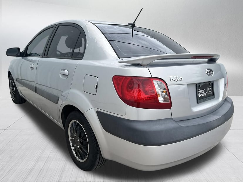 2009 Kia Rio - Image 3