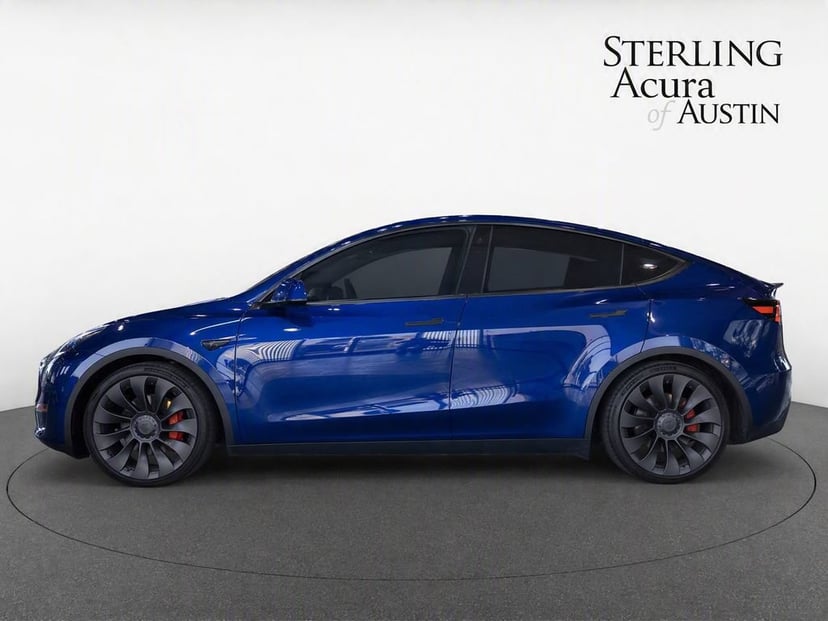2022 Tesla Model Y - Image 2