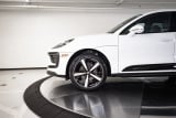 2026 Porsche Macan - Preview 11