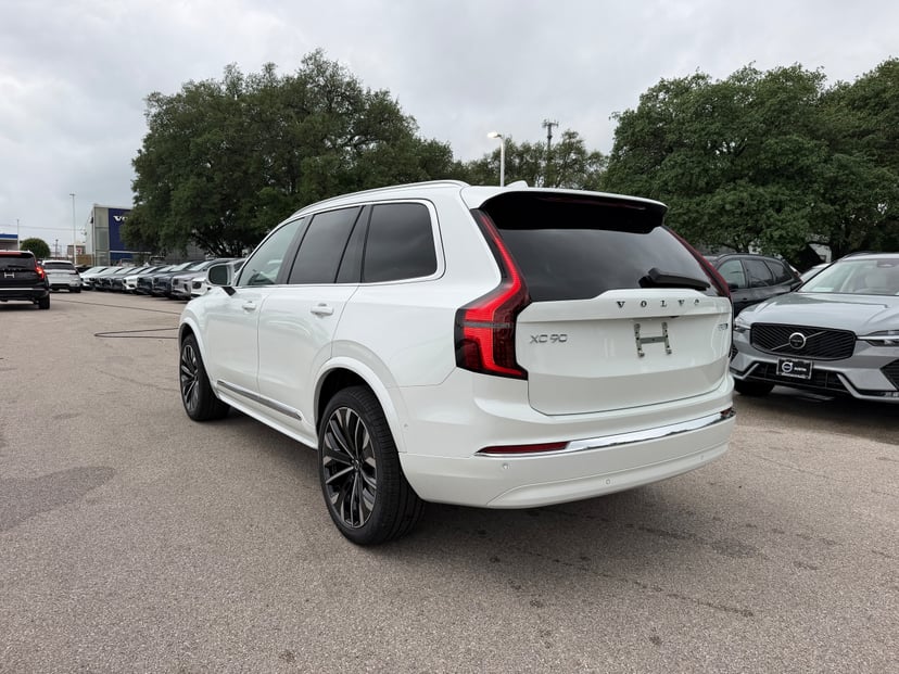 2026 Volvo XC90 - Image 3