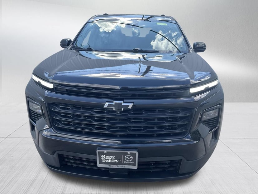 2024 Chevrolet Traverse - Image 1