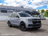 2027 Lincoln Navigator - Preview 4