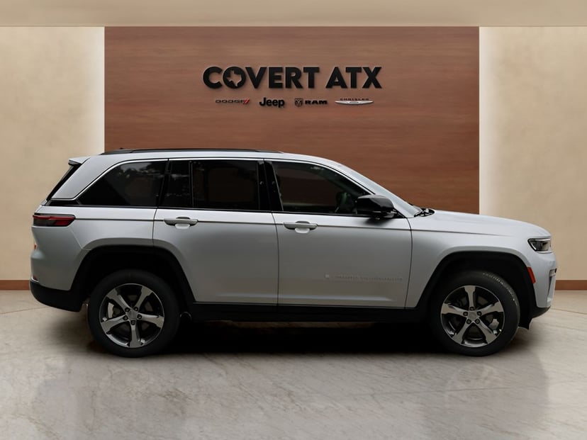 2026 Jeep Grand Cherokee - Image 3