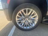 2023 GMC Yukon XL - Preview 2