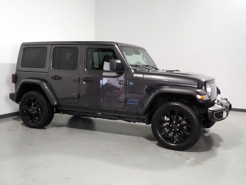 2025 Jeep Wrangler - Image 1
