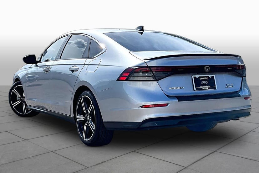 2023 Honda Accord - Image 3