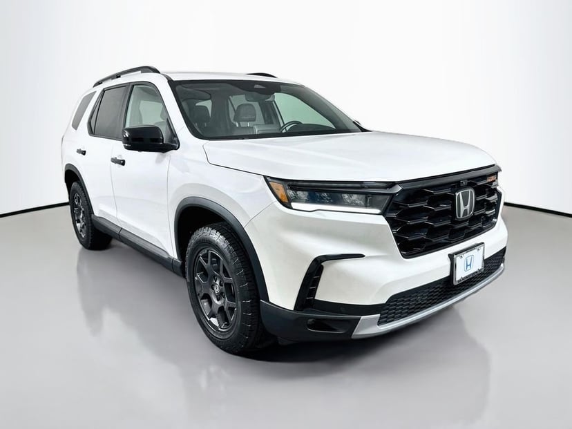 2023 Honda Pilot - Image 1