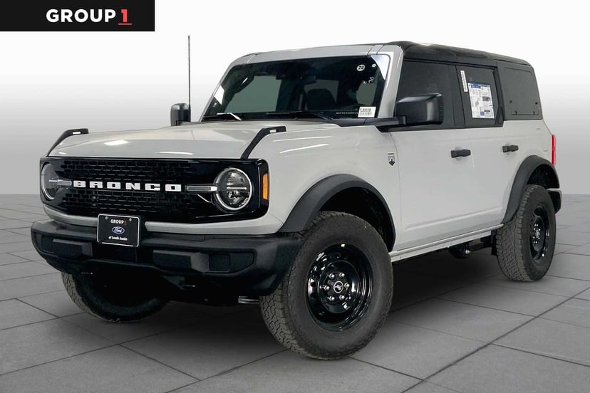 2026 Ford Bronco - Image 1