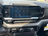 2026 Chevrolet Silverado - Preview 12