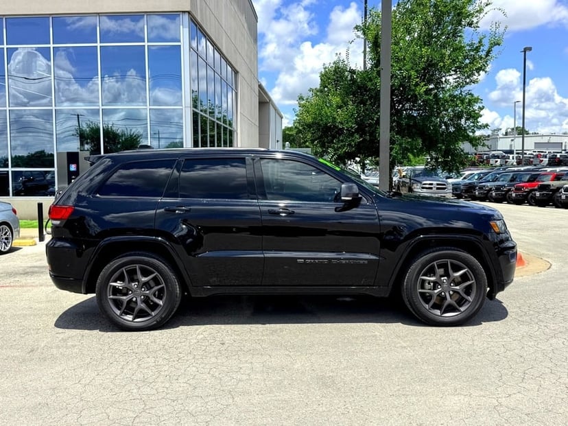 2021 Jeep Grand Cherokee - Image 1