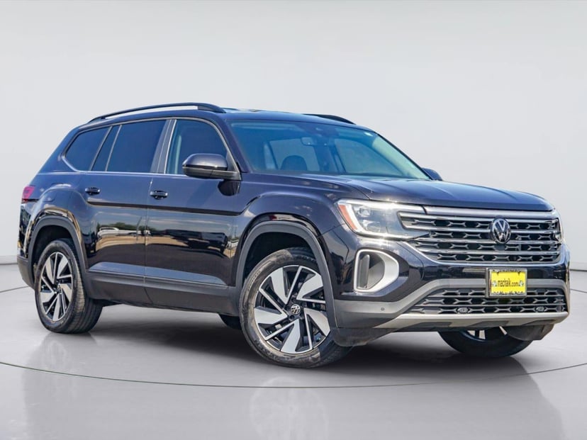 2024 Volkswagen Atlas - Image 1