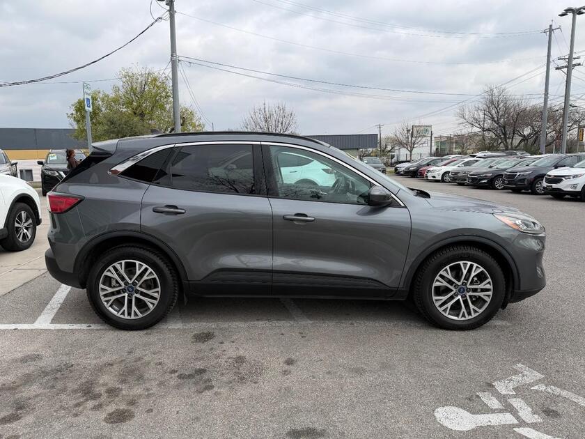 2021 Ford Escape - Image 3