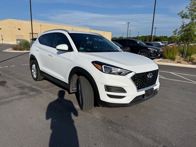 2021 Hyundai Tucson - Image 2