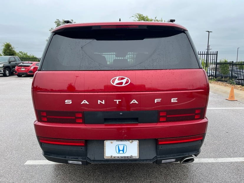 2025 Hyundai Santa Fe - Image 3