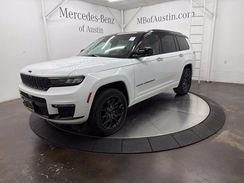 2023 Jeep Grand Cherokee L - Image 1