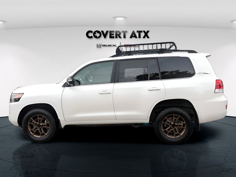 2020 Toyota Land Cruiser - Image 2